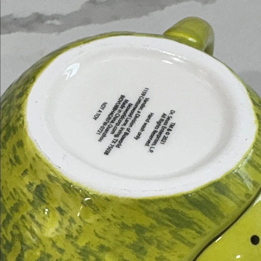 Dr. Seuss The Grinch 3D‎ Face Mug 2021 Vandor Bioworld Ceramic Cup